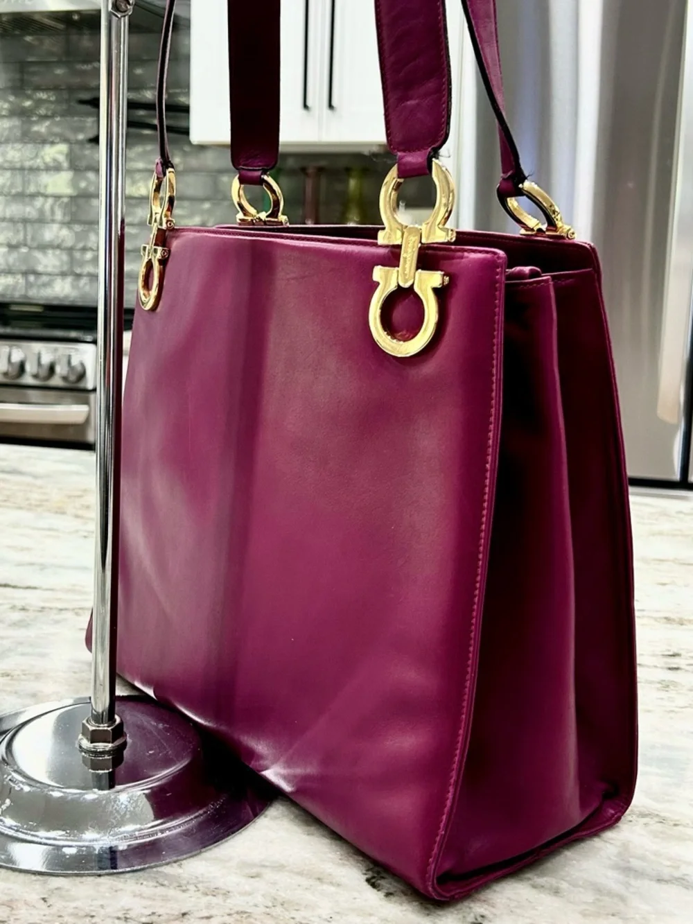 Salvatore Ferragamo Authentic Deep Purple Leather Structured Shoulder Bag - Picture 5 of 14